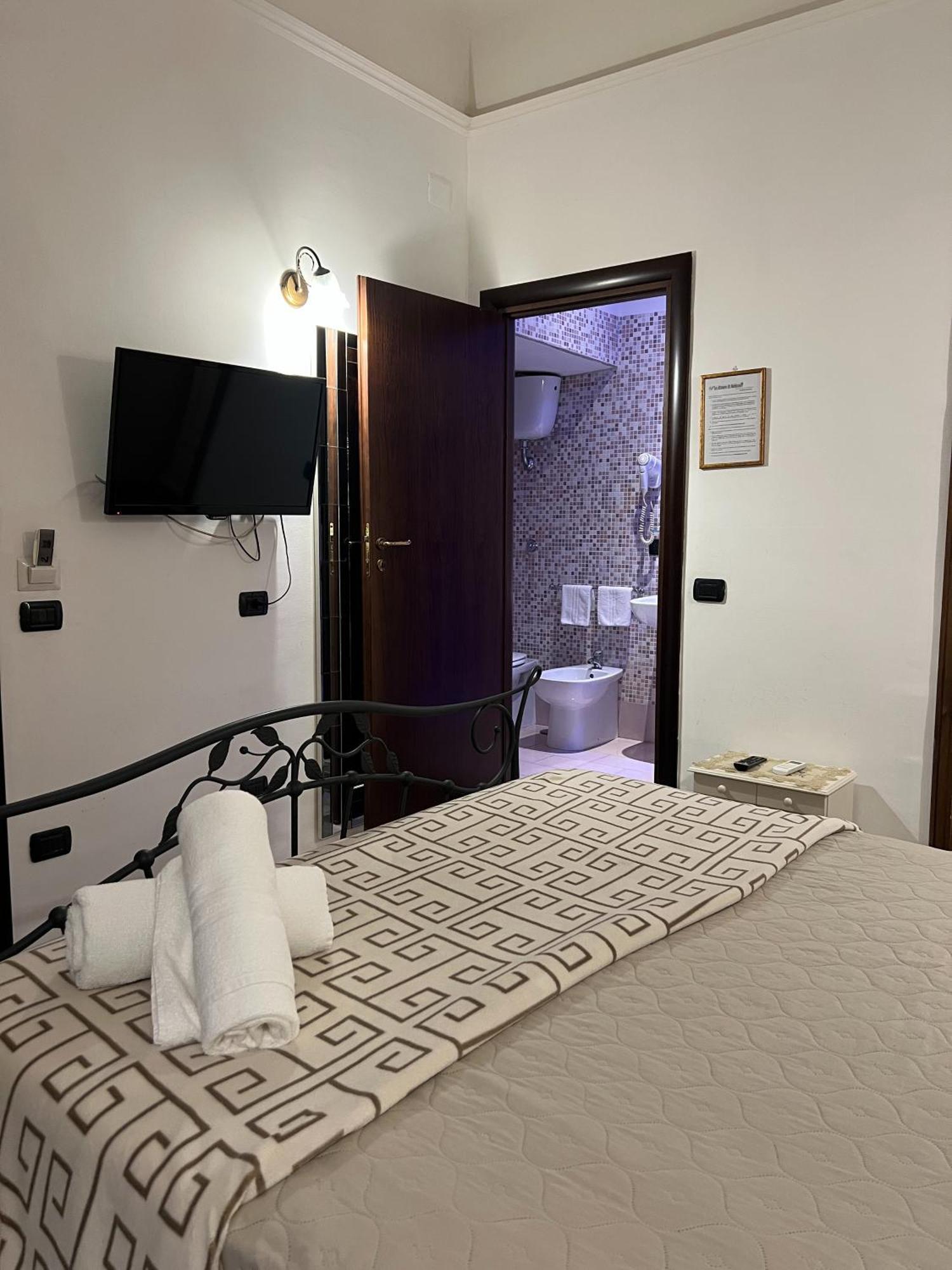 B&B La Dimora Di Nettuno Napoli Ngoại thất bức ảnh